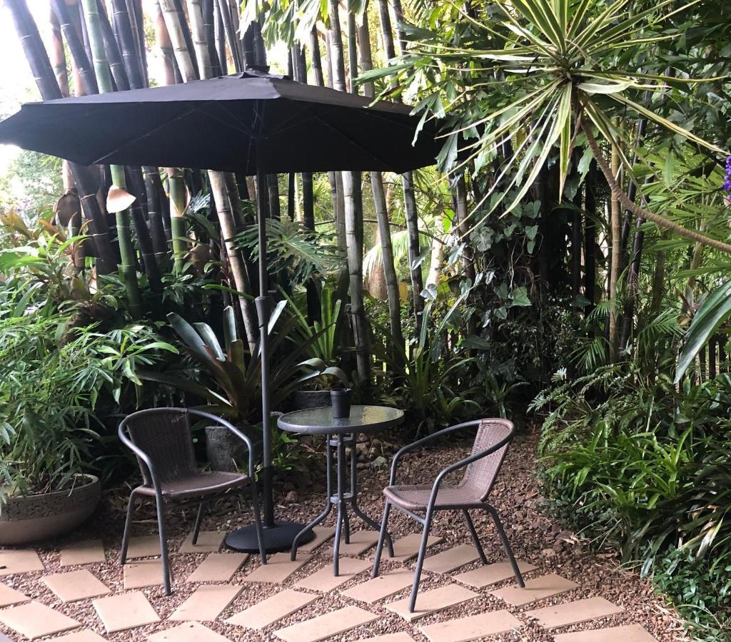 Eden Rest Bed and Breakfast Cooroy Exteriör bild